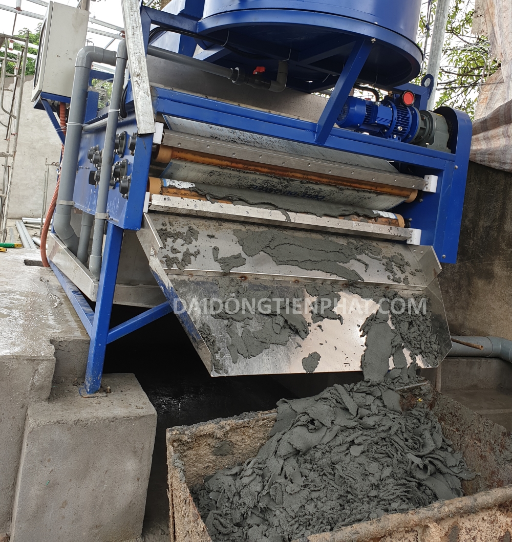 Bùn của máy ép bùn băng tải sau khi xử lý